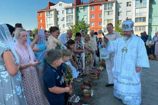 У соборі Рівного відзначили Преображення Господнє та освятили плоди